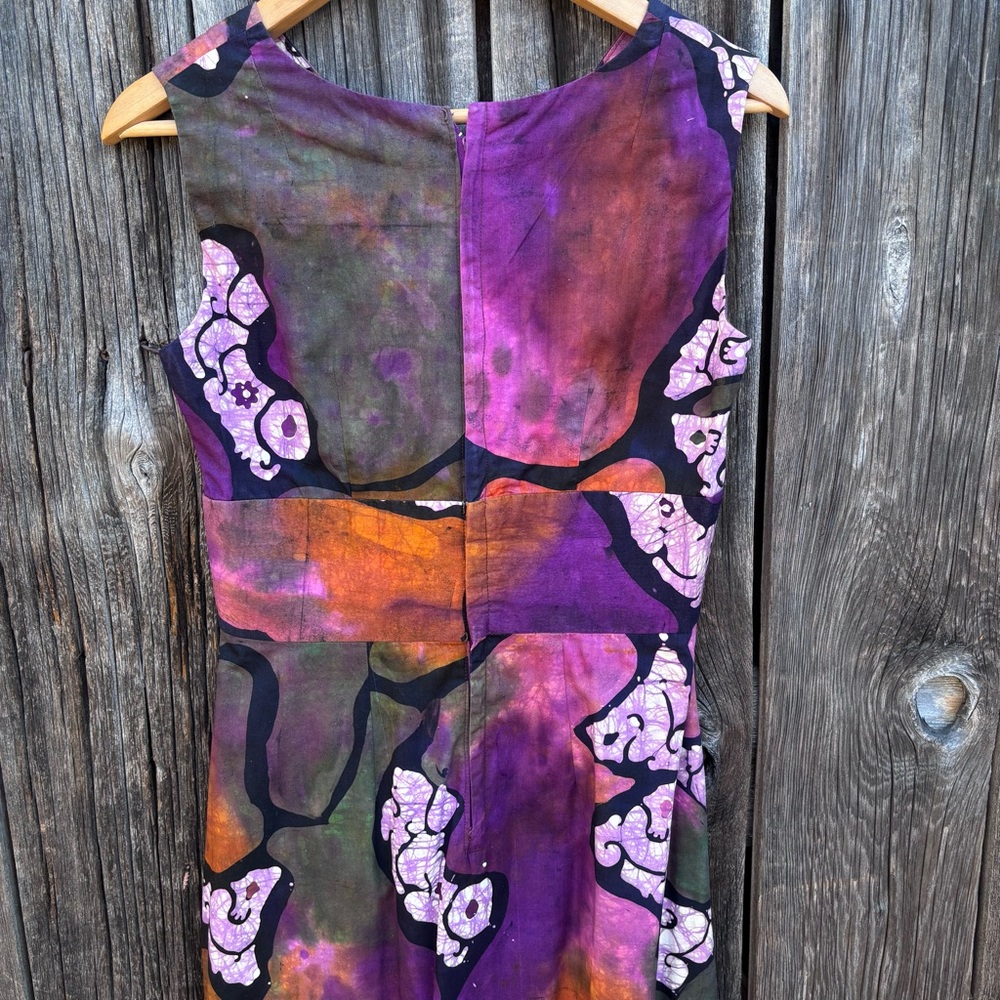 This is a Custom Handmade Vintage Dress Made in Bali. Cotton Fabric Size Small - Picture 4 of 8
